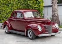 Johan Griesel's Custom Sedan with chrome details